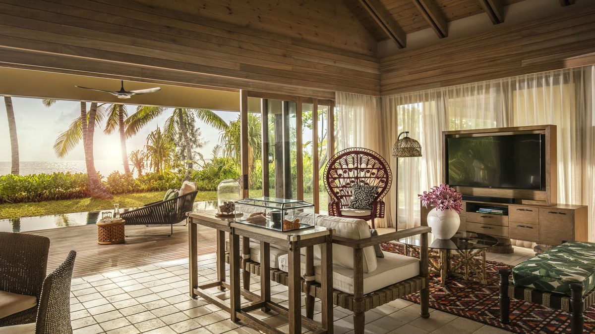 Four Seasons Desroches — гостиная виллы
