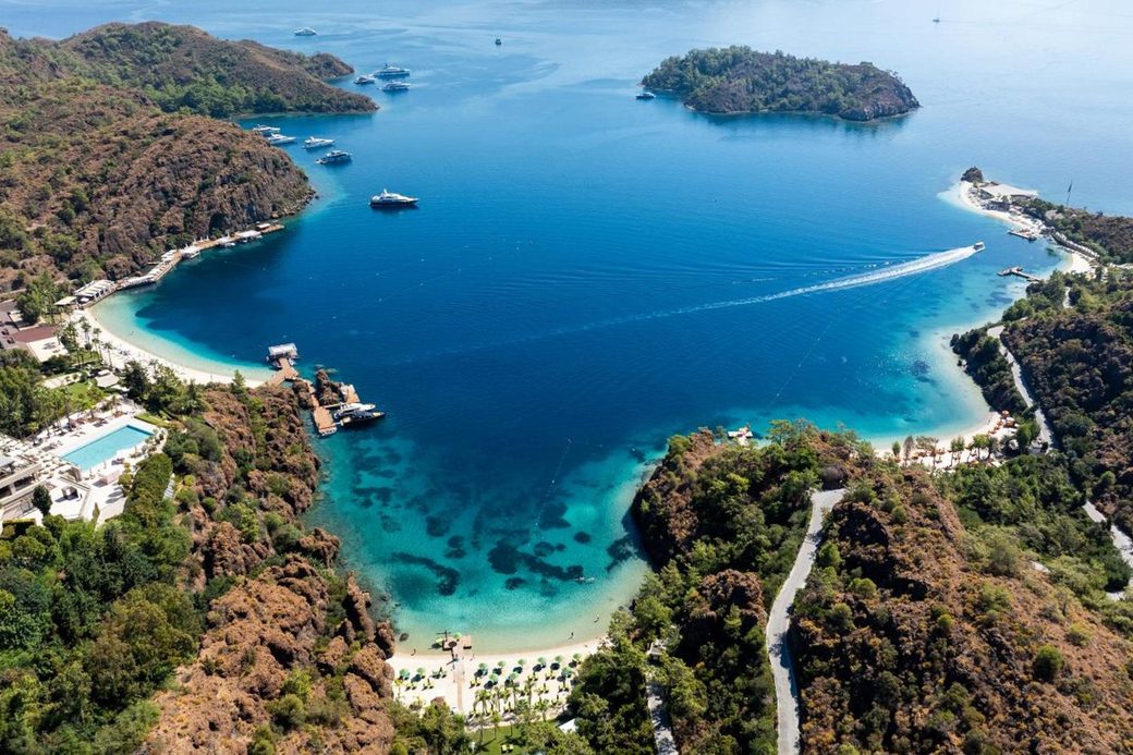 D Maris Bay