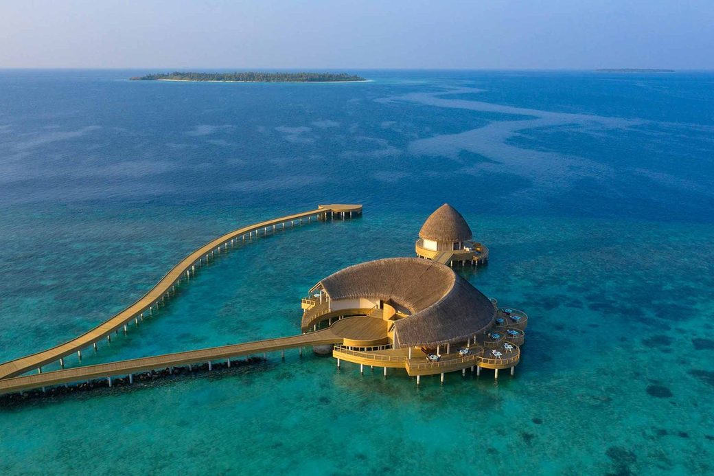 Emerald Faarufushi Resort & Spa