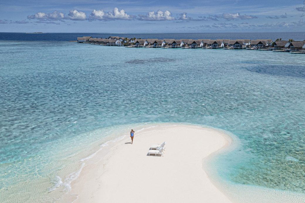 Four Seasons Landaa Giraavaru