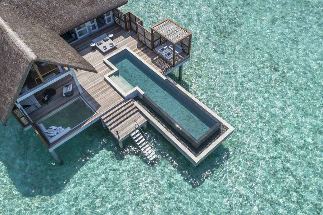 Four Seasons Landaa Giraavaru