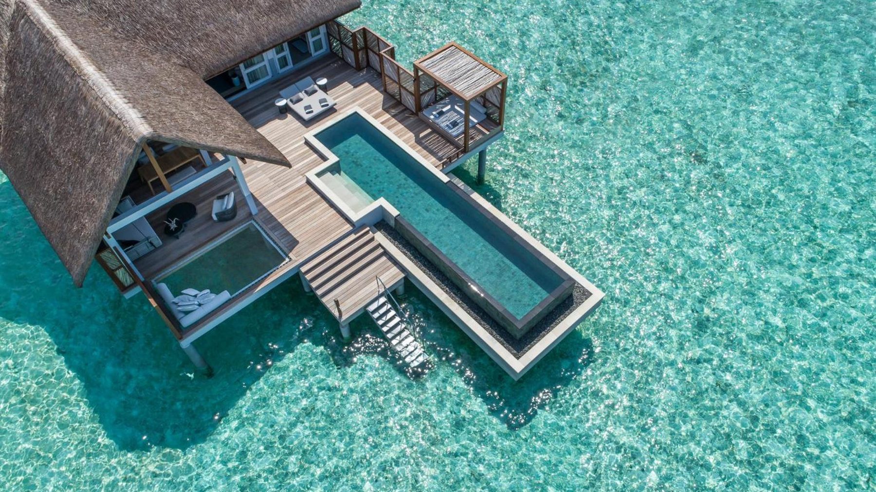 Four Seasons Landaa Giraavaru