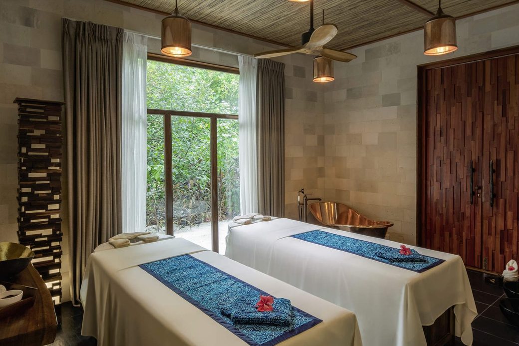Kuredhivaru Resort & Spa