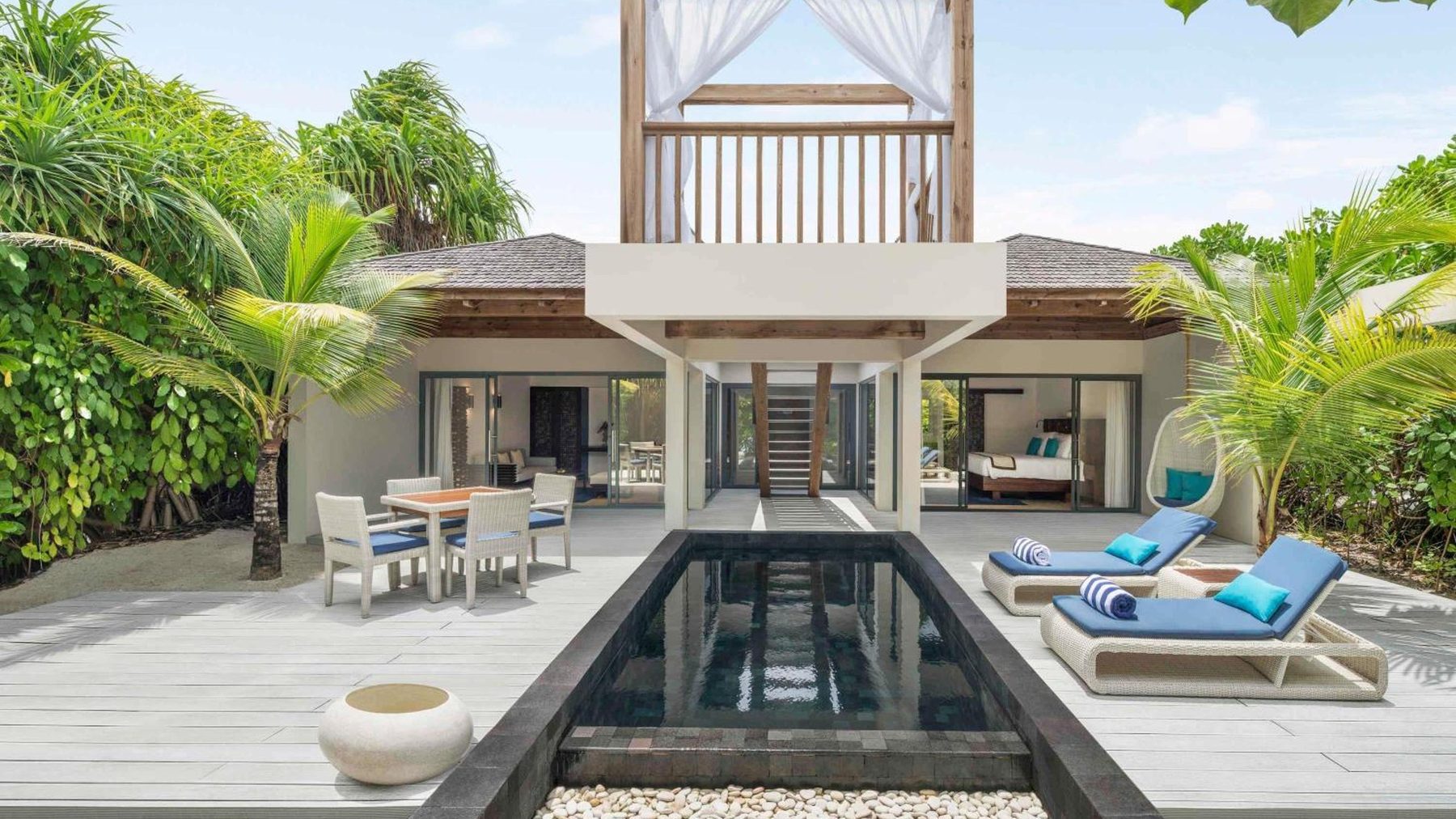 Kuredhivaru Resort & Spa