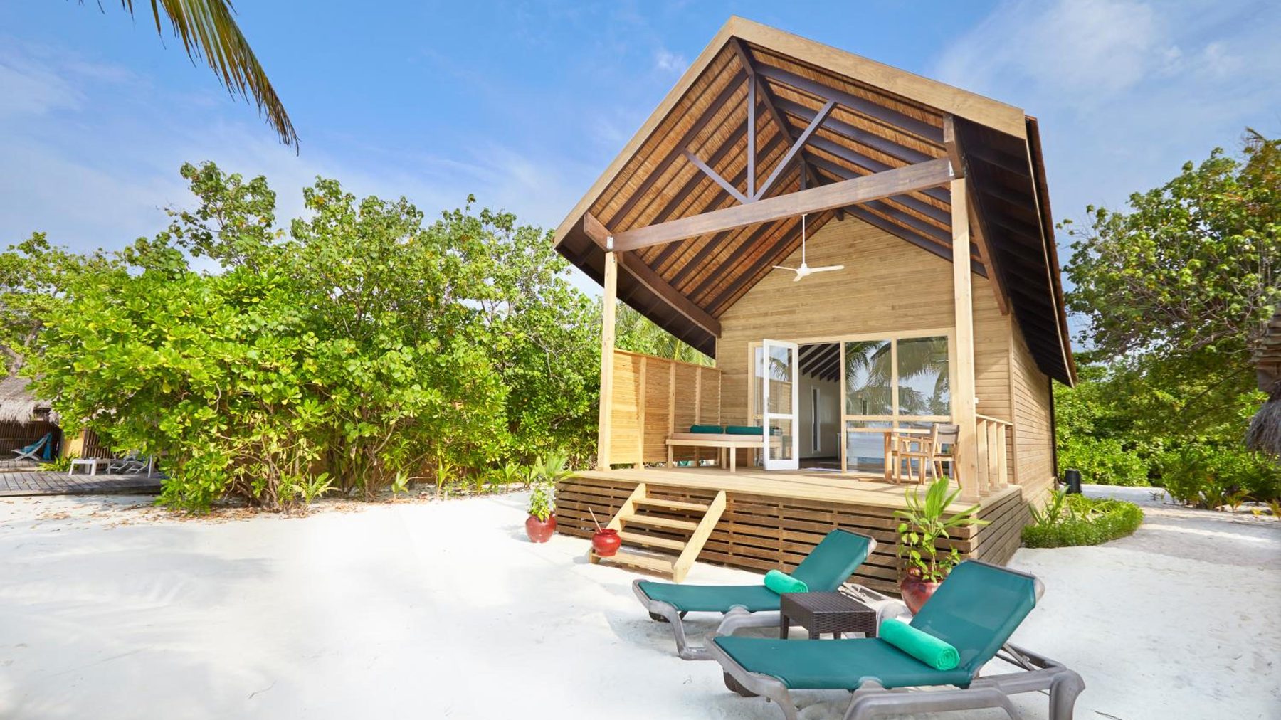 Kuredu Island Resort, атолл Лавияни
