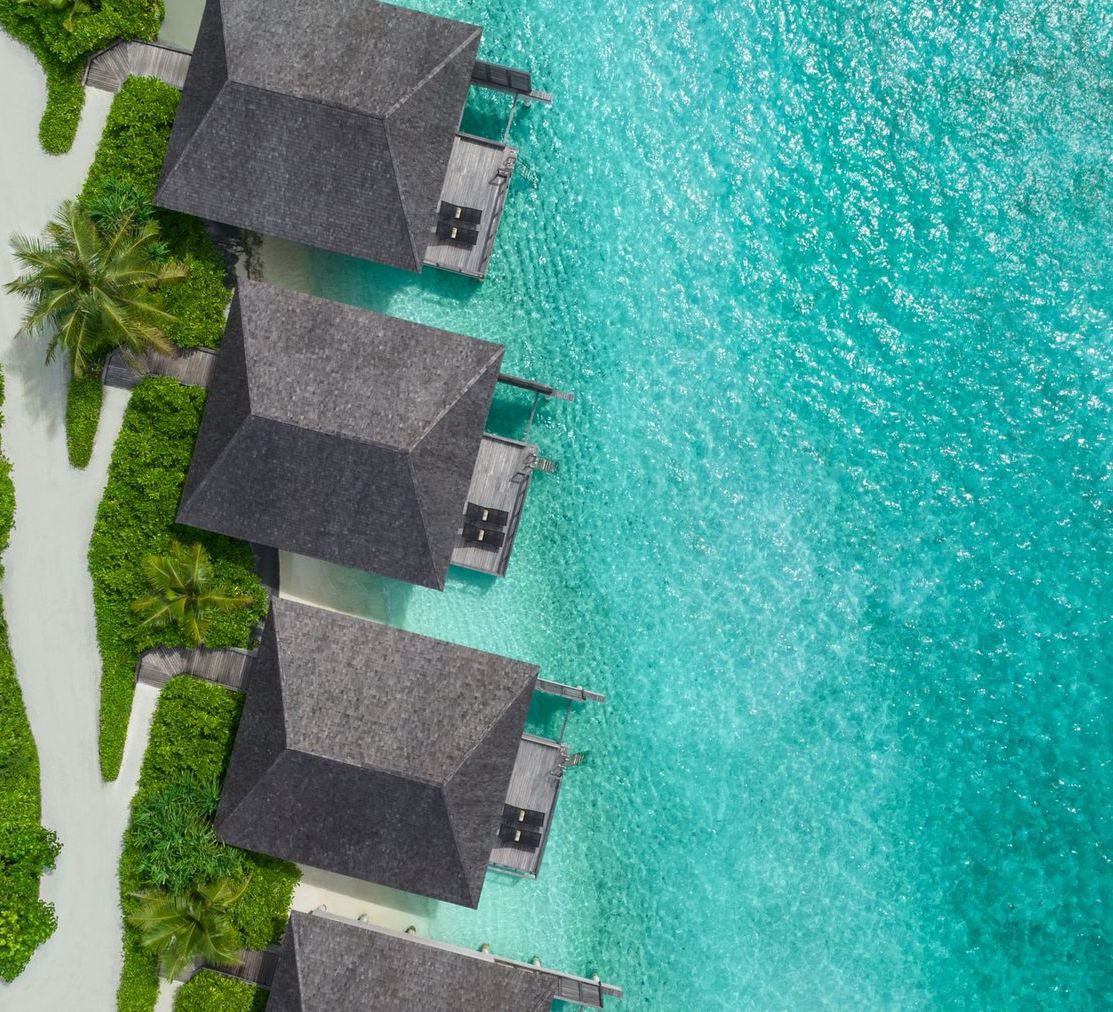 Lagoon Villas: терраса с выходом прямо в лагуну