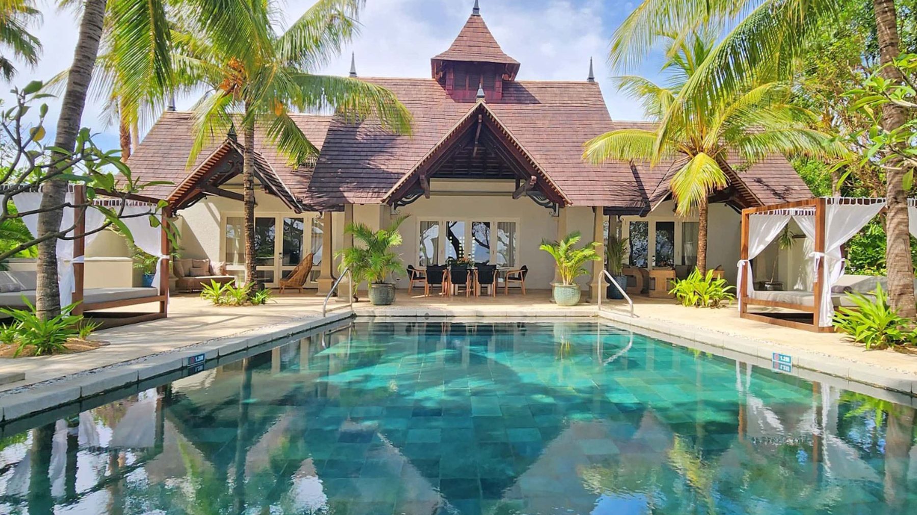 Maradiva Villas Resort & Spa