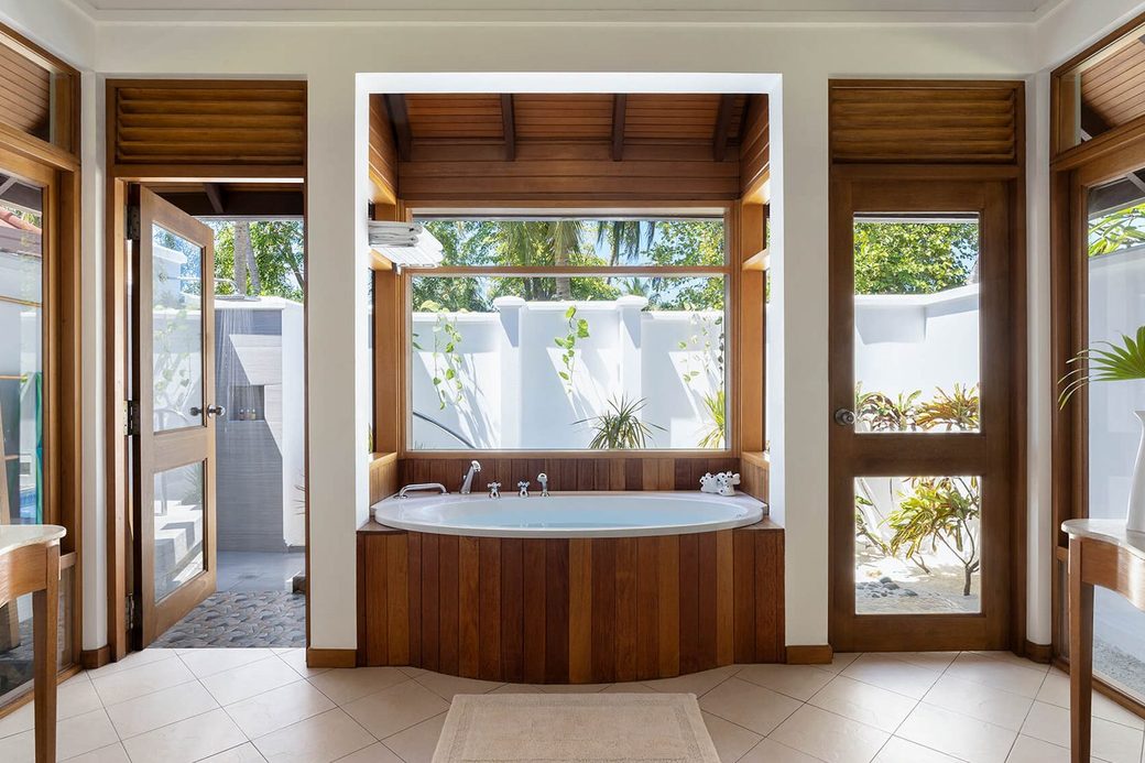 Niva Kurumba Maldives