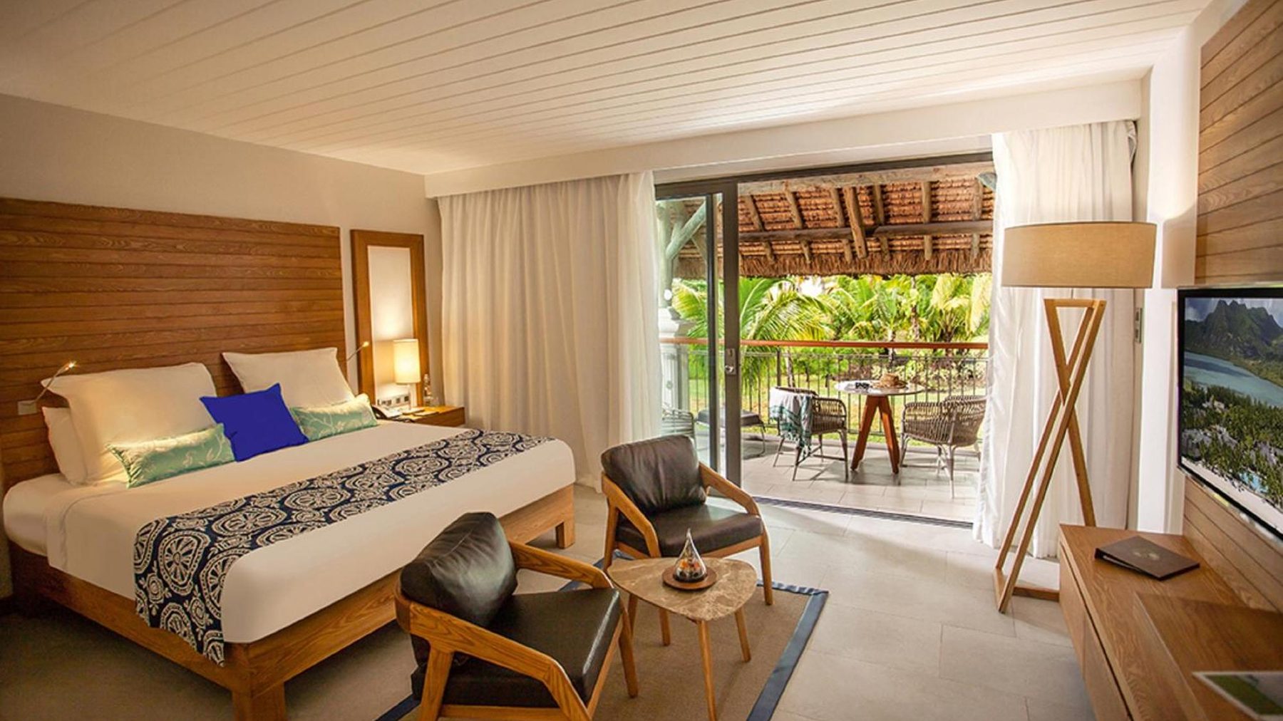 Paradis Beachcomber Golf Resort & Spa