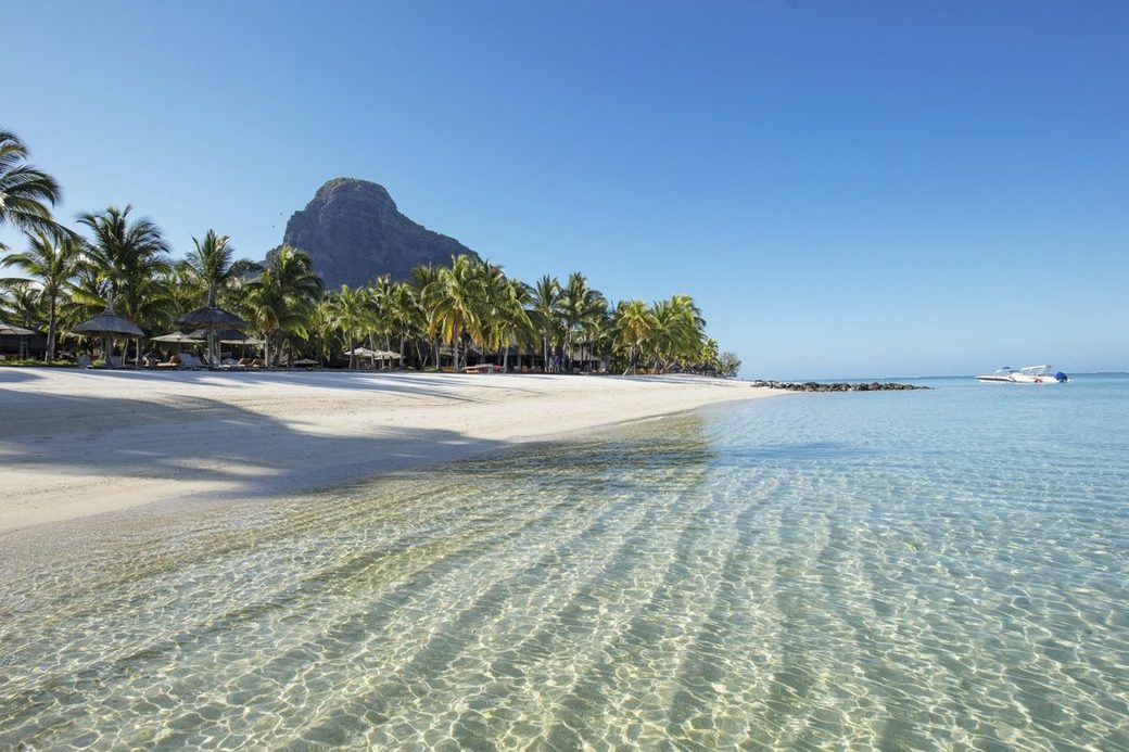 Paradis Beachcomber Golf Resort & Spa