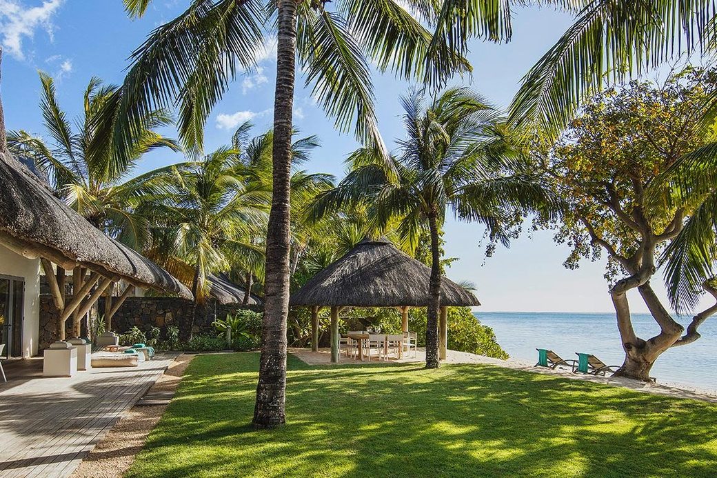 Paradis Beachcomber Golf Resort & Spa