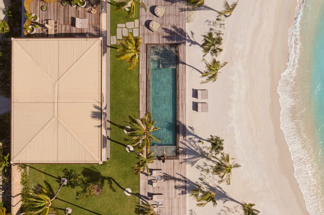 Patina Maldives, Fari Islands