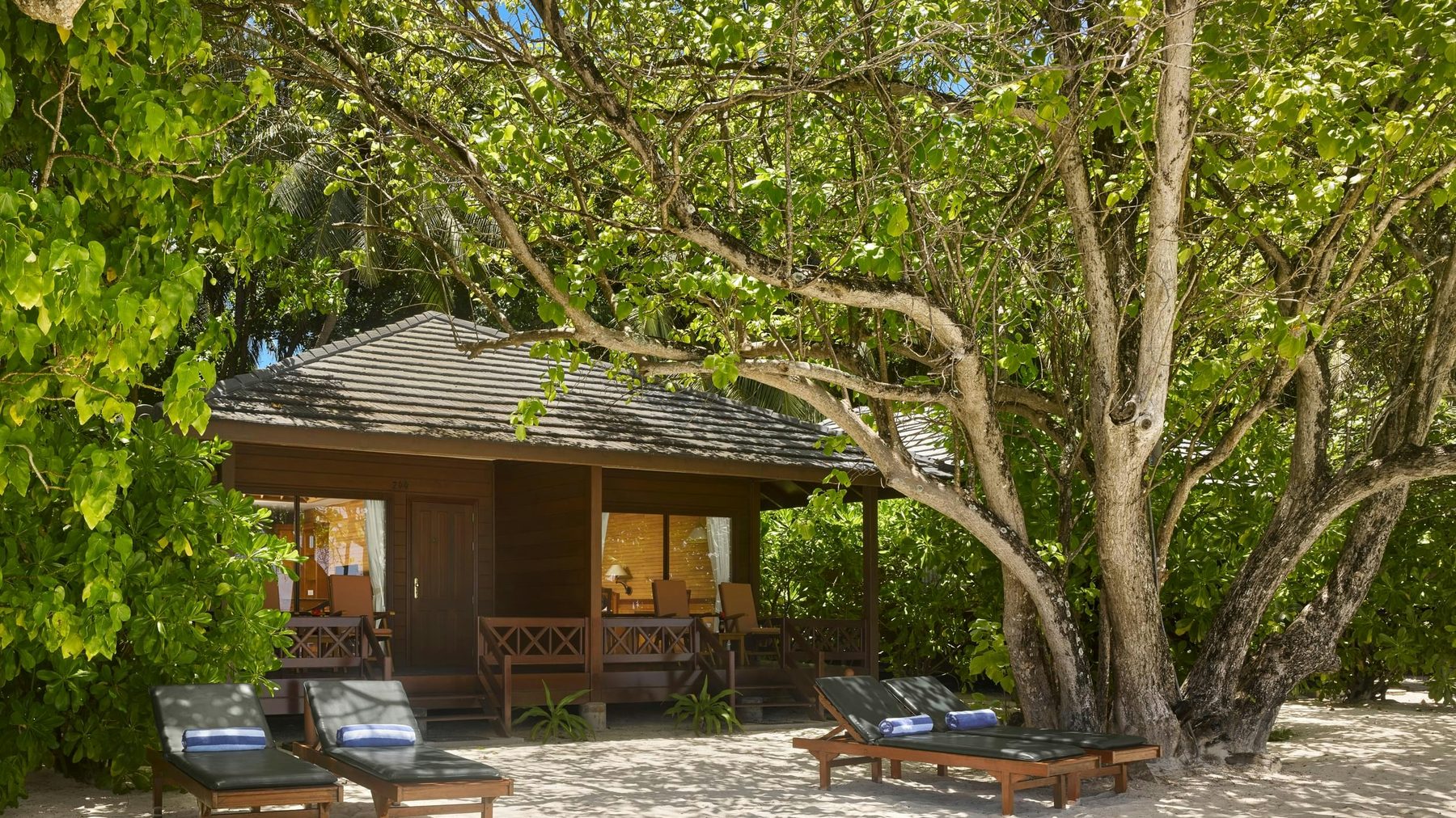 Royal Island Maldives, атолл Баа