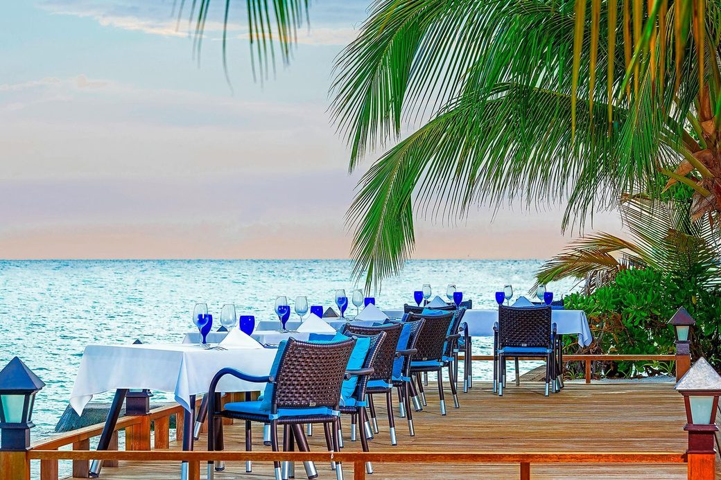 Sheraton Maldives Full Moon Resort & Spa