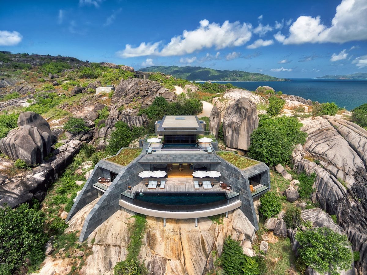 Six Senses Zil Pasyon — вилла среди гранитных валунов