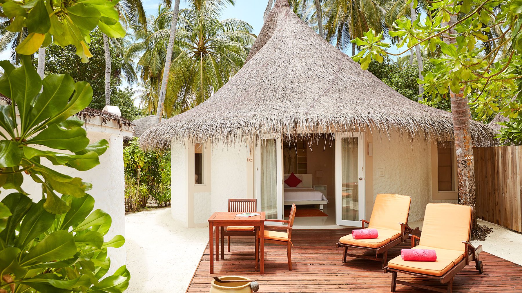 Sun Siyam Vilu Reef, атолл Даалу